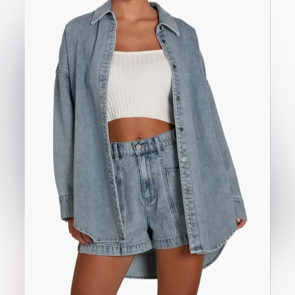 BELLE & BLOOM  Into Him Oversized Denim Shirt M Stonewash Color - Picture 2 of 4